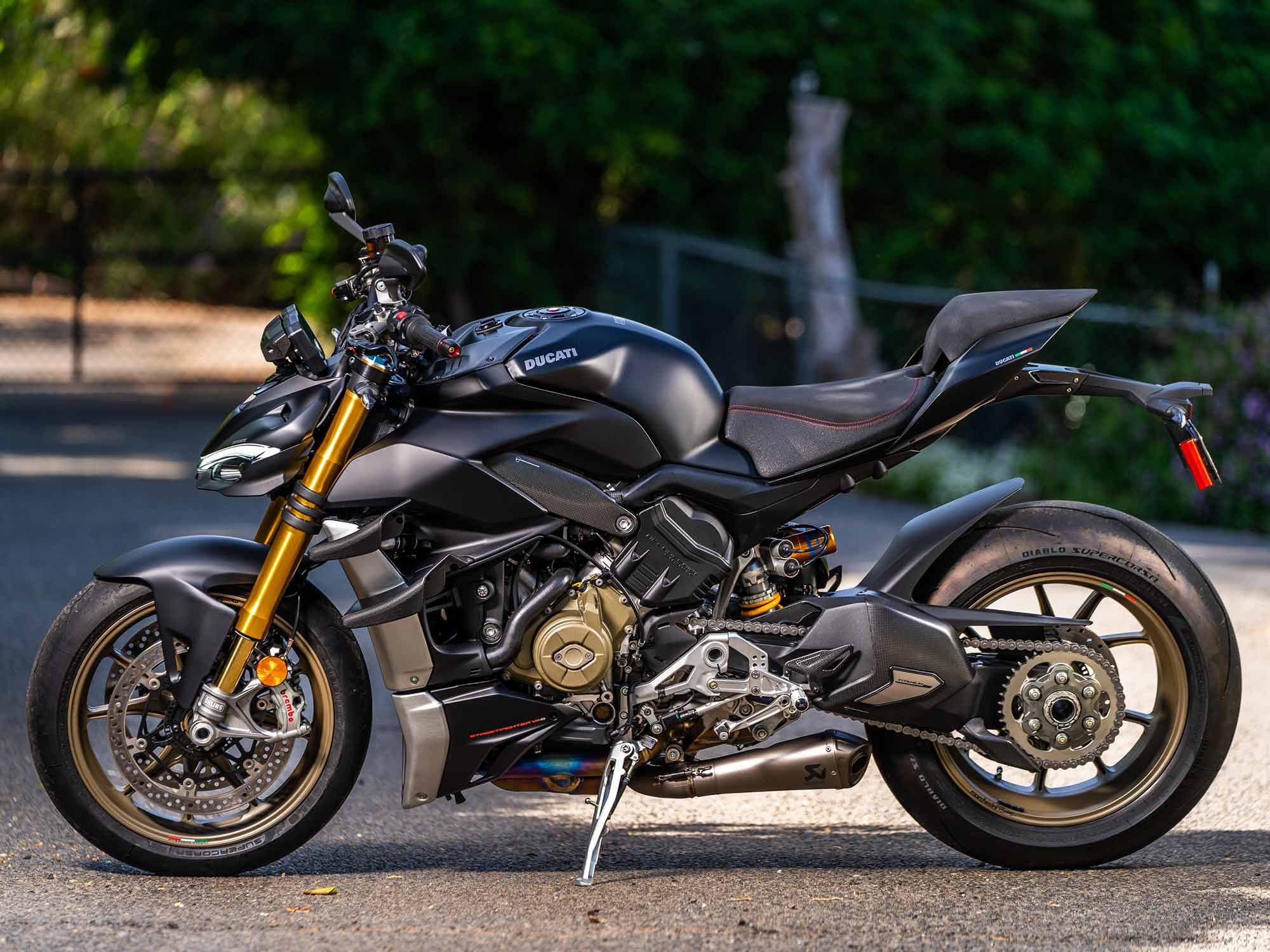 Price aside, the 2021 Ducati Streetfigther V4 S is a big deal. If you’re looking for the utmost in road-going naked bike performance, this vehicle is it.