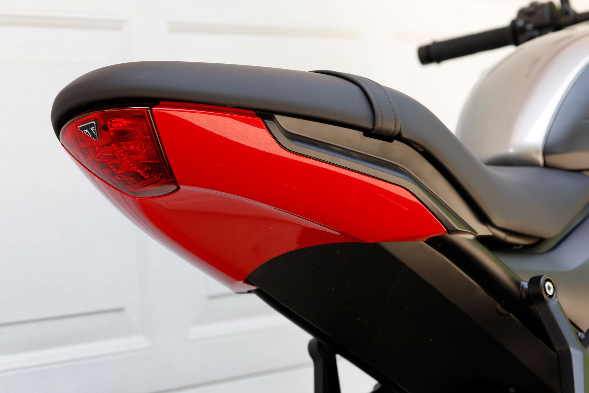 We love the clean, uncluttered look of the Trident’s tail section.