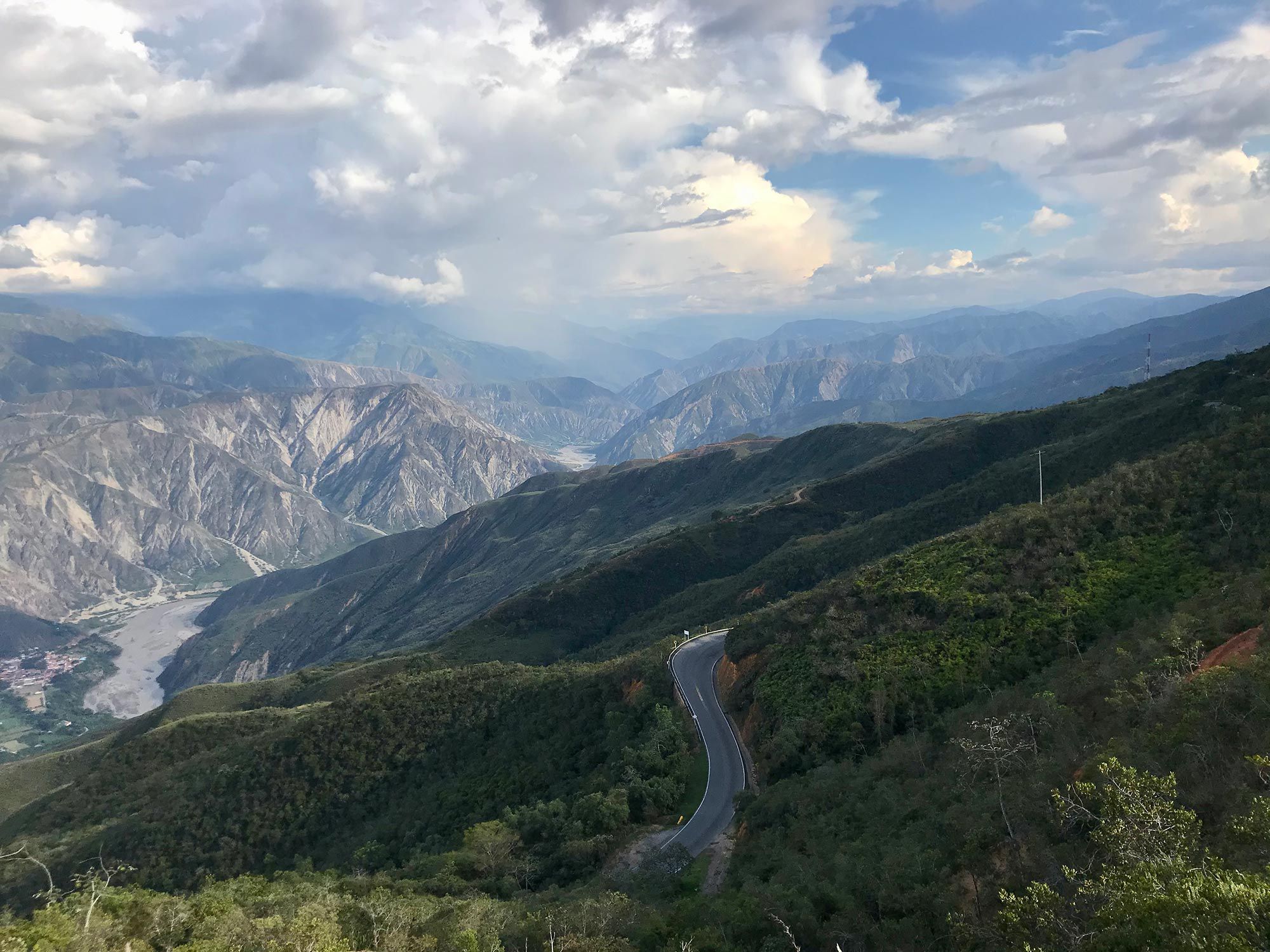 No shortage of fast corners and steep switchbacks on the beloved Chicamocha Canyon highway.