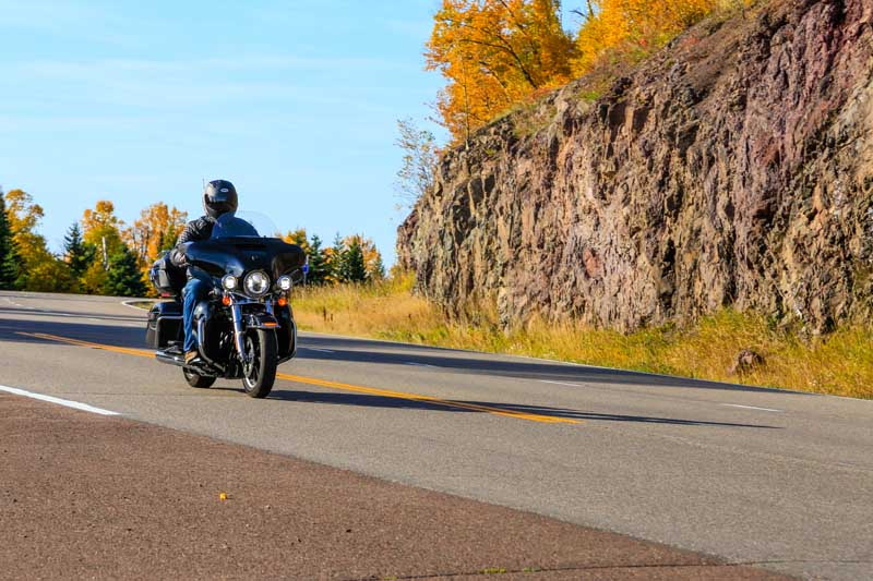 Rider Minnesota North Shore Harley-Davidson Ultra Limited