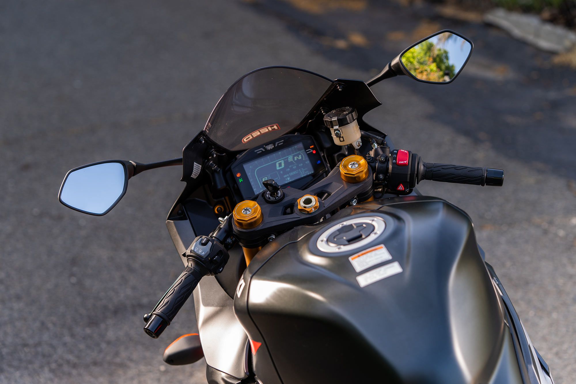 The cockpit of the GSX-R1000R is one of the more comfortable in the liter-and-above sportbike segment.