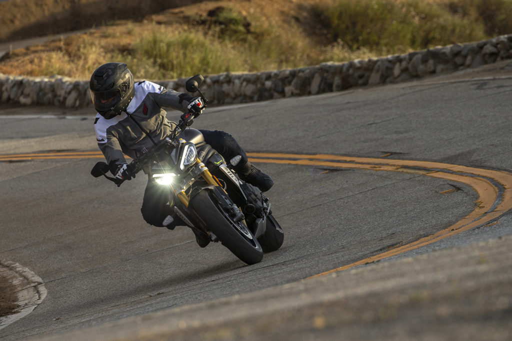 The Triumph Speed Triple - A Love Story