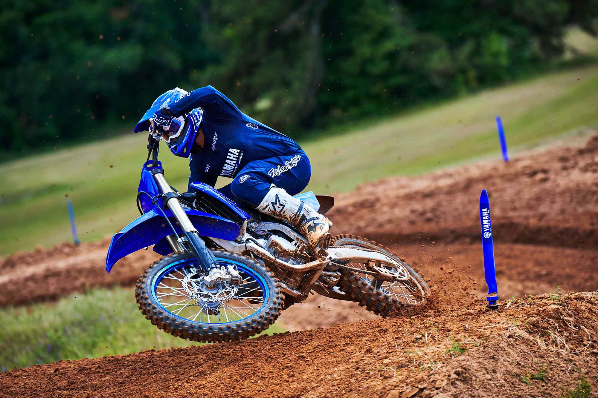 The 125cc two-stroke provides more power, particularly in the mid-and-high-rpm ranges.