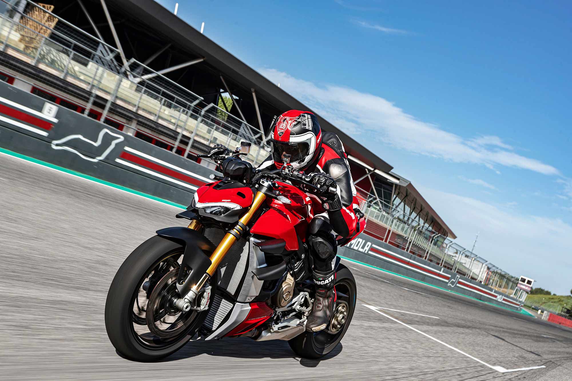 2021 Ducati Streetfighter V4 S.