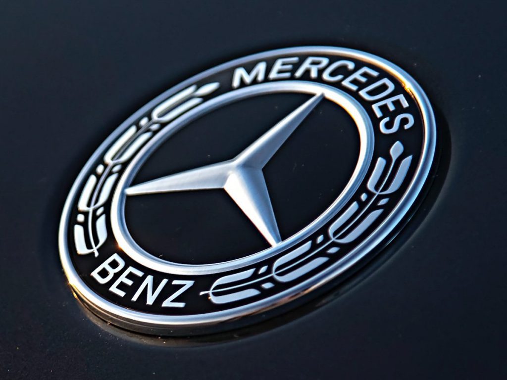 A view of the Mercedes-Benz insignia logo