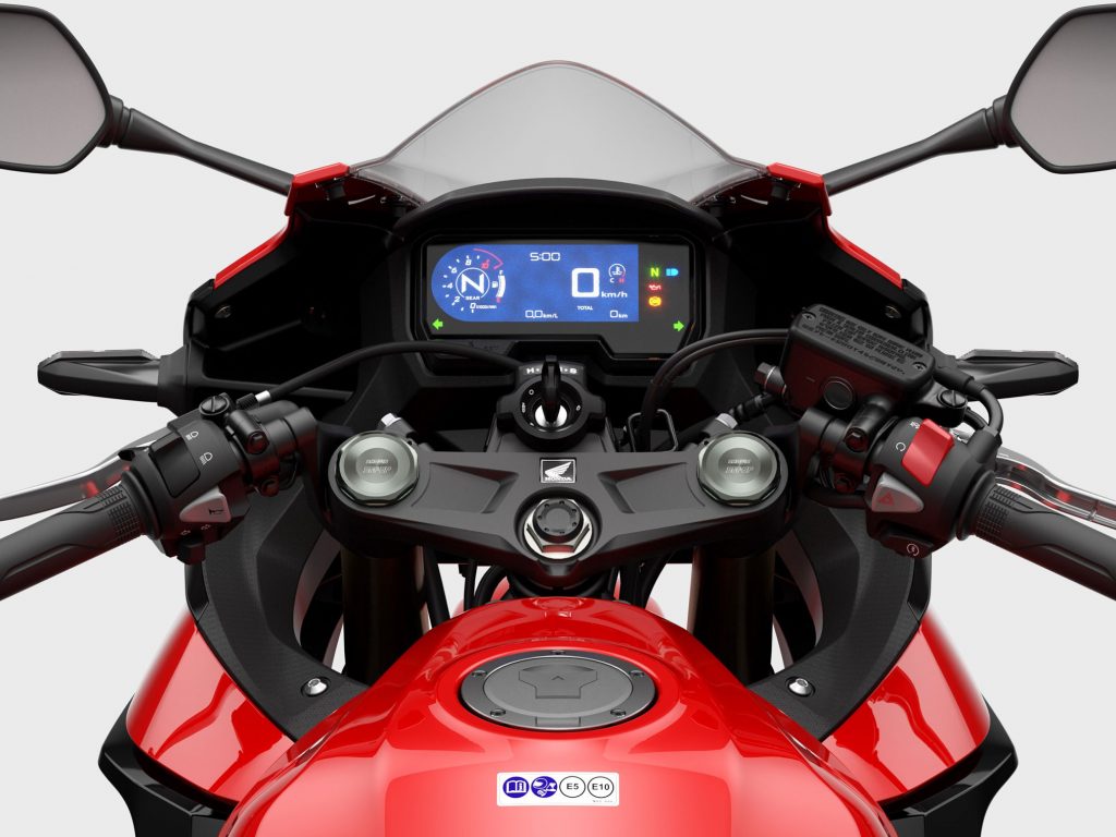 A view of the 2022 CB500X, view from the seating position