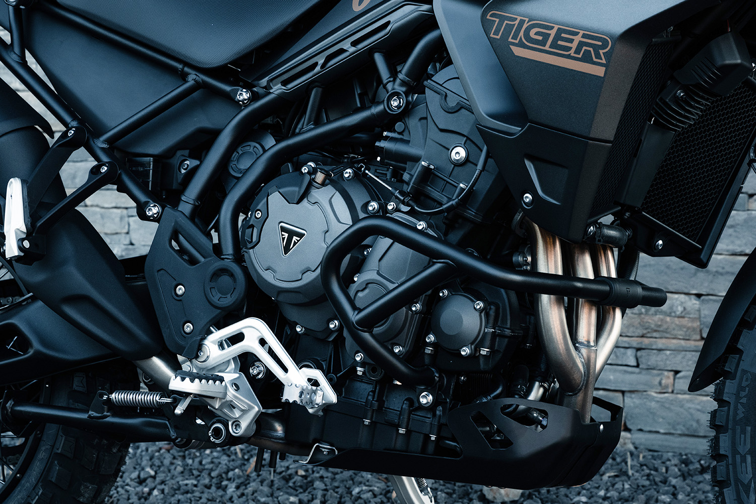 Triumph Release New Tiger 900 Bond Edition