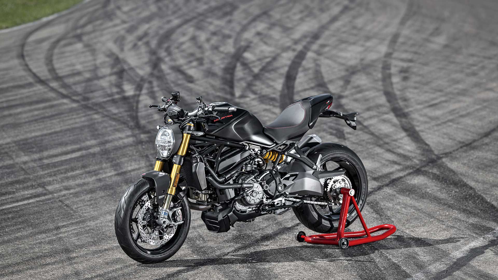 2021 Ducati Monster 1200 S.