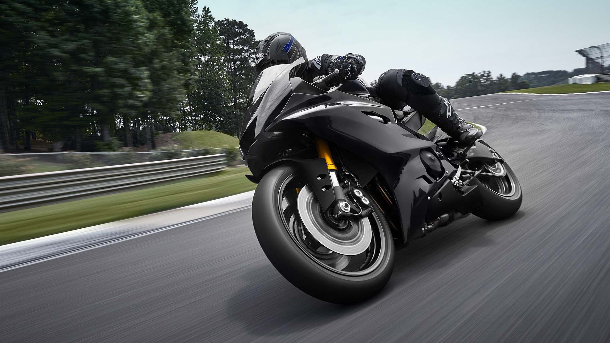 Yamaha Motor will continue to offer new YZF-R6 sportbikes for trackday riders and racers.