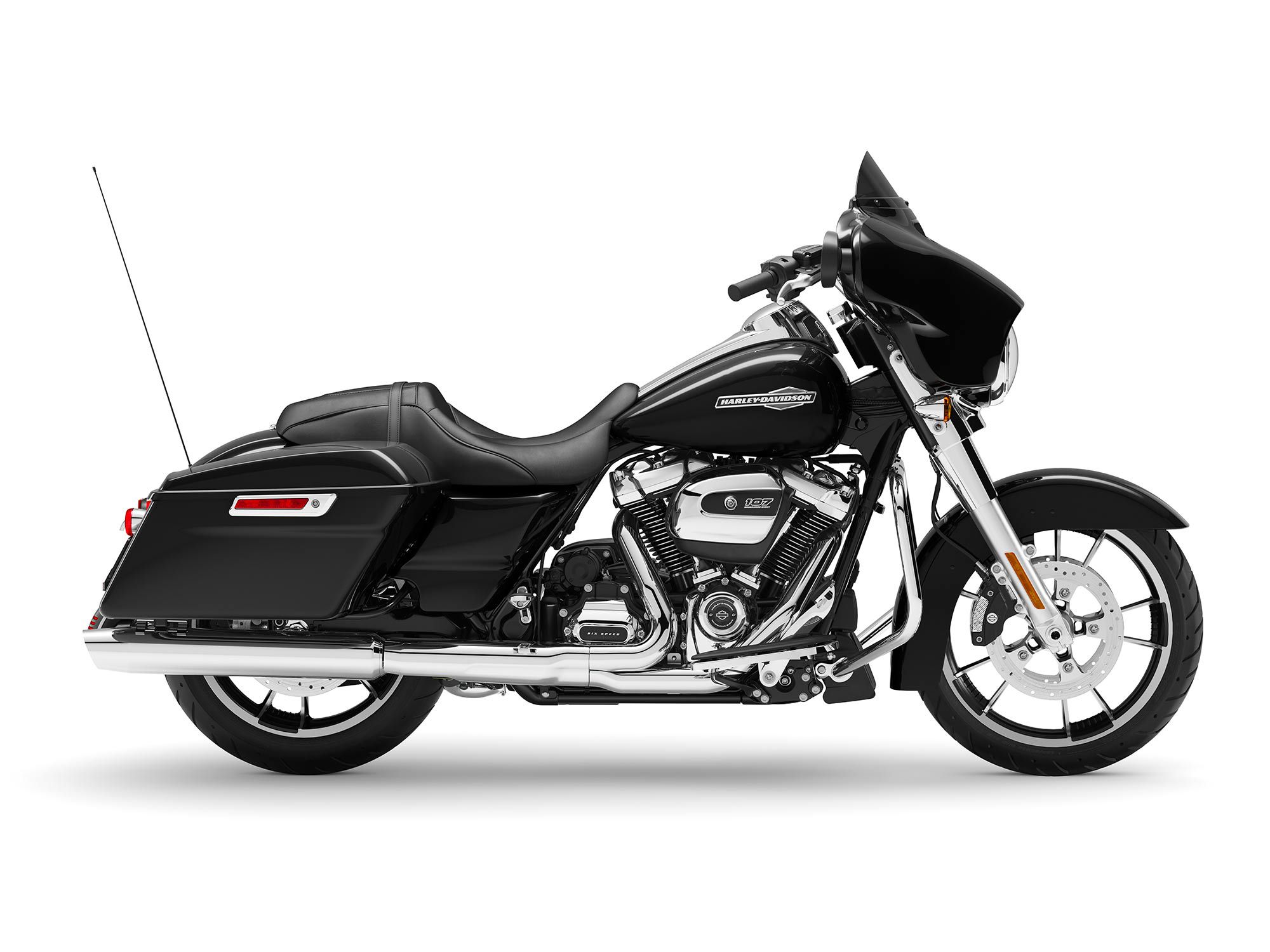 2022 Harley-Davidson Street Glide in Vivid Black.