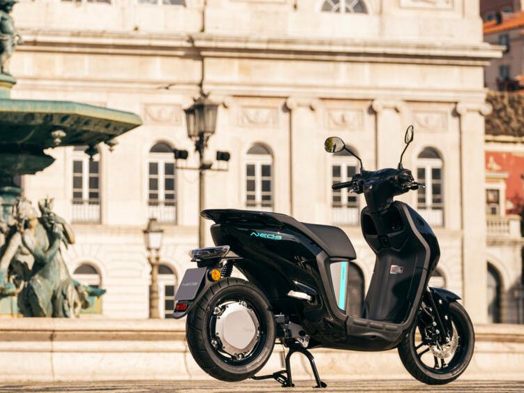 The Yamaha Neo’s, shown here in a classy European environment.