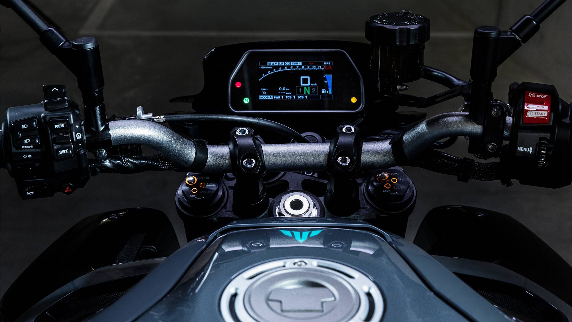 The biggest and most obvious change between the SP and the standard model tested is the second-generation Öhlins electronic suspension, now linked to the six-axis IMU. There will be three semi-active and three manual suspension modes to choose from.