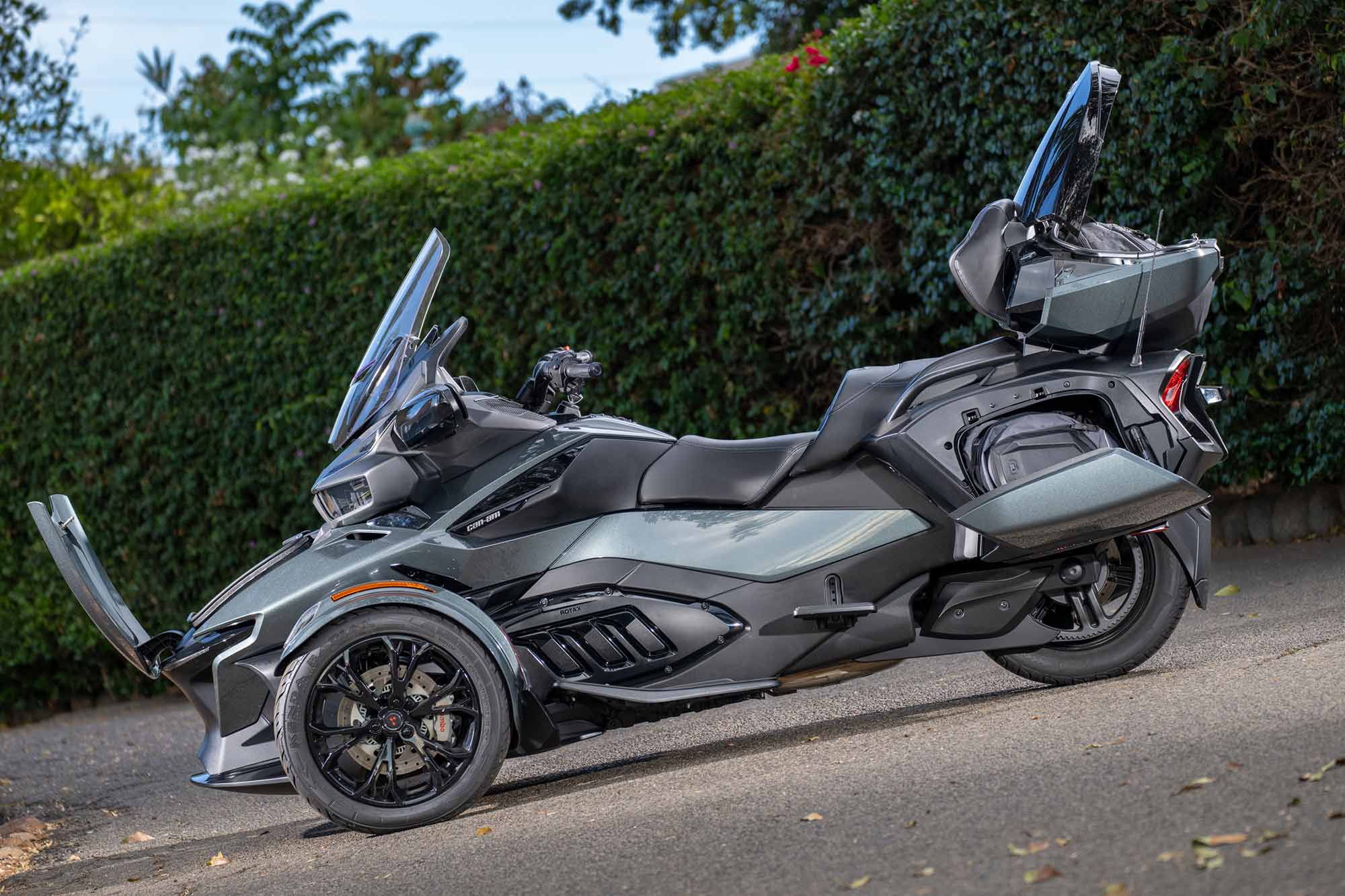 Can-Am offers a unique experience in the powersport realm with its Spyder RT Limited—a three-wheel luxury-touring motorcycle.