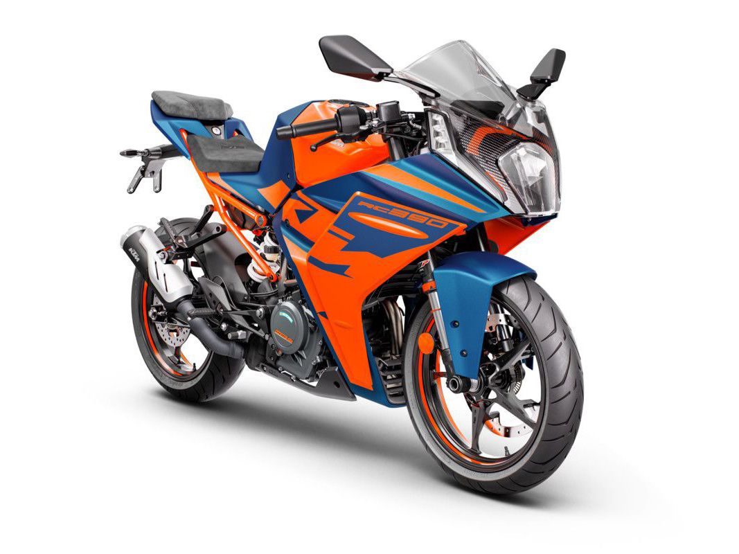 Big updates were made to KTM’s 2022 RC 390, making an already impressive bike better, and leaving the competition in its dust.