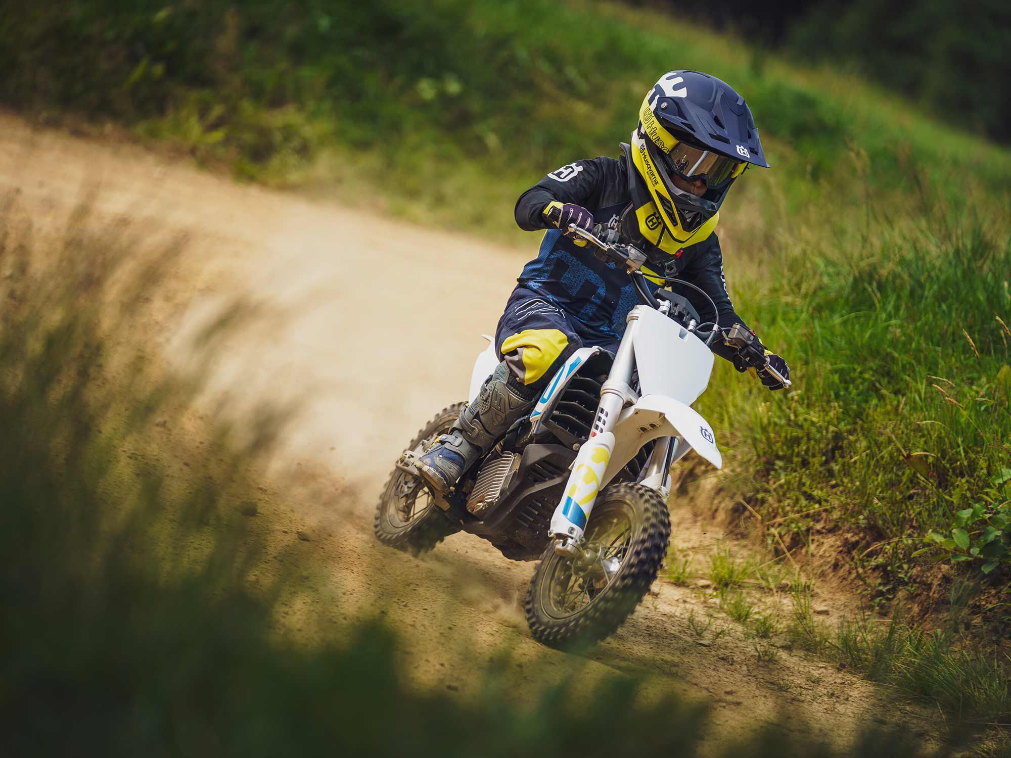 With a number of safety features, the EE 3 lets parents keep power output restricted until junior learns the ropes.