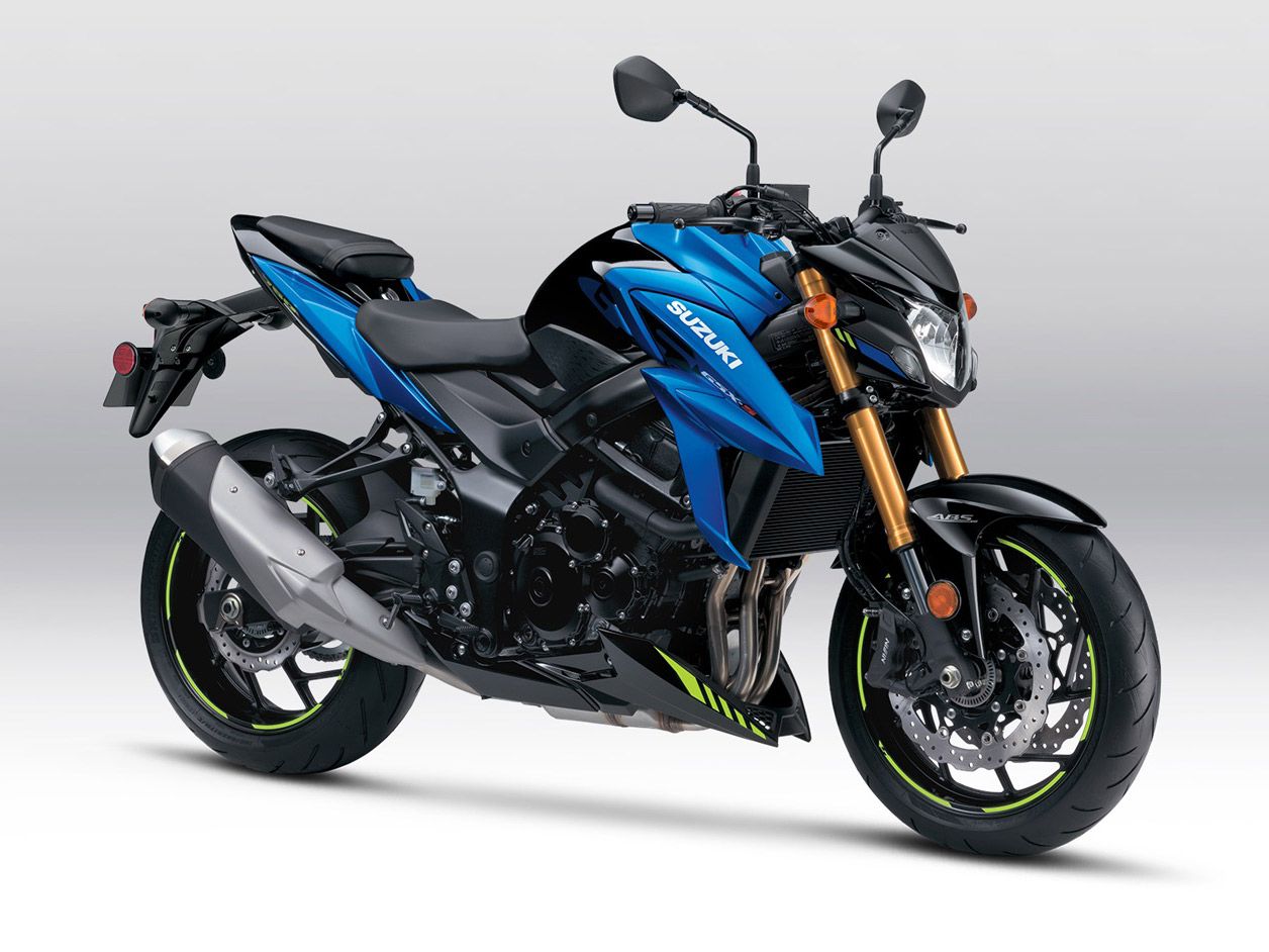 Two versions of GSX-S750 are available. The GSX-S750Z ABS comes with ABS and a little extra pop thanks to the Metallic Triton Blue paint.