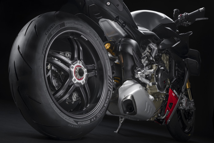 2023 Ducati Streetfighter V4 SP2