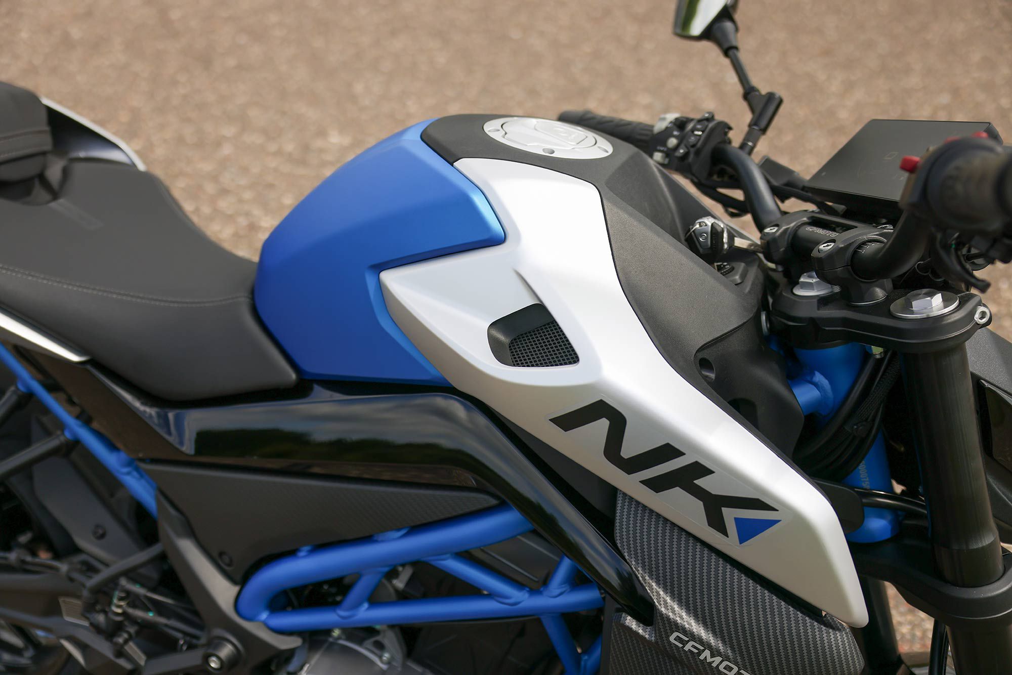 A closer look at the 300NK frame and bodywork highlights the relatively high fit and finish of CFMOTO’s bikes.