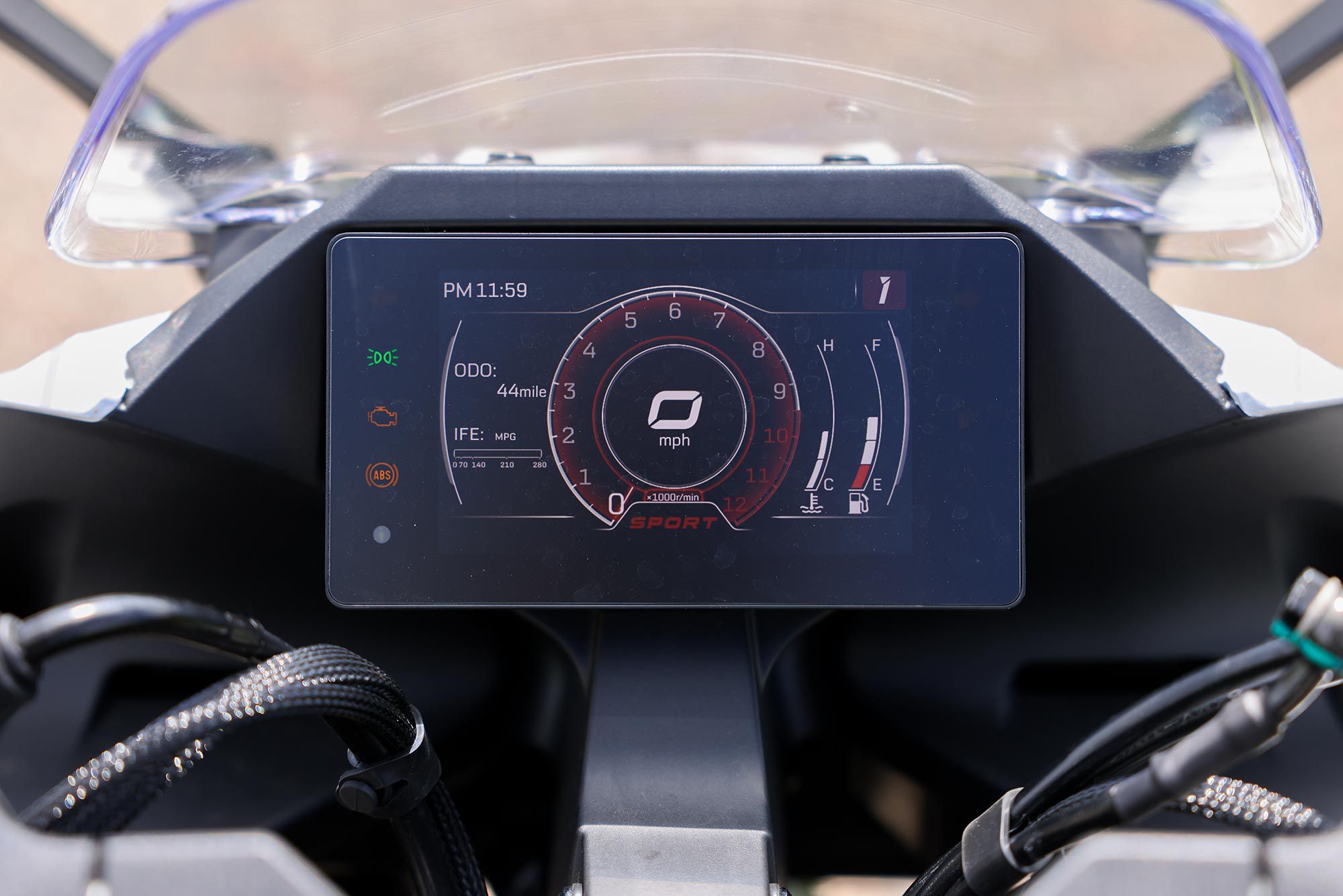 One of the standout items across CFMoto’s 300 lineup is the 5-inch TFT display that comes standard.
