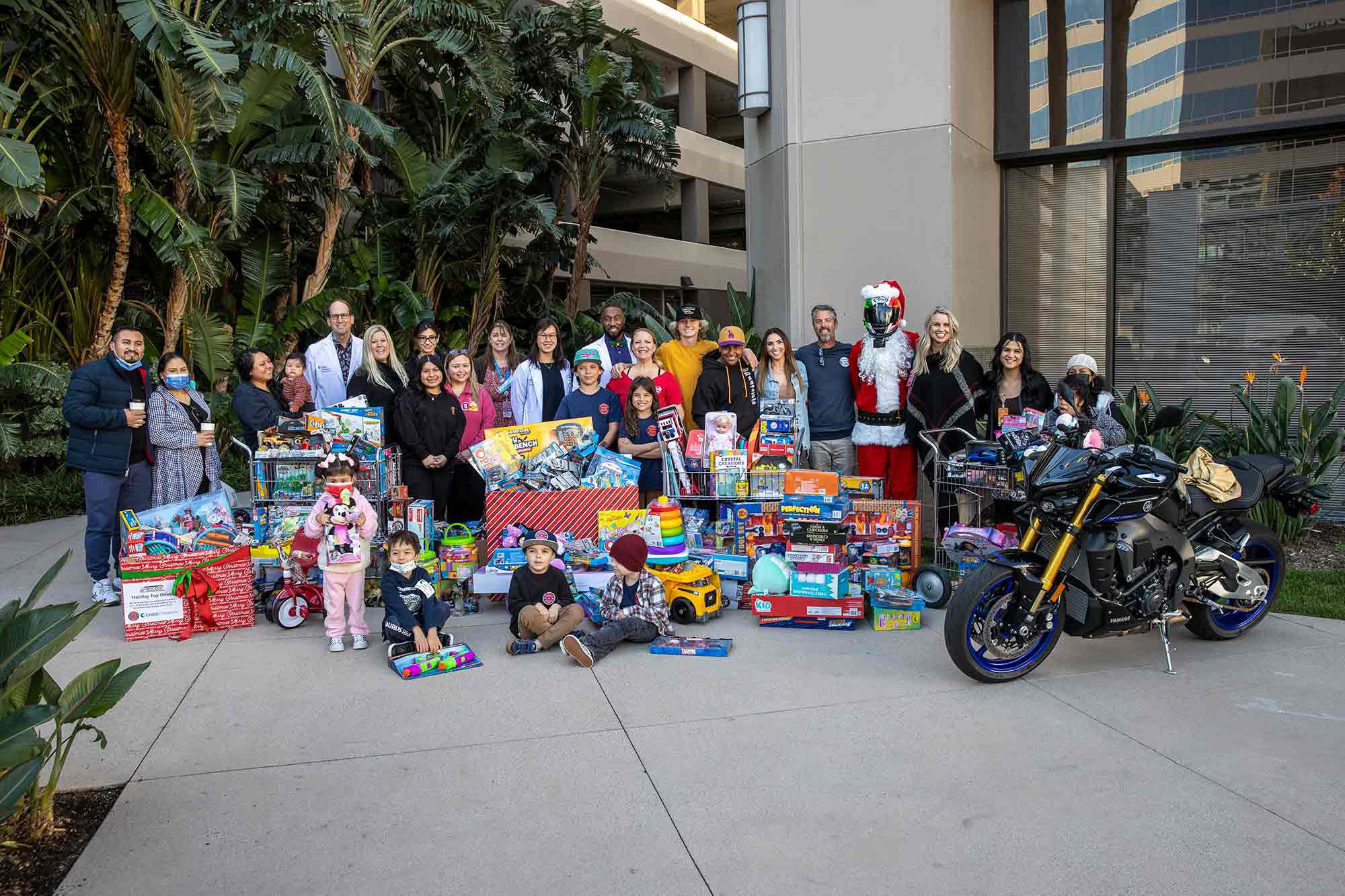 This season, Southern California youth motocross racing club Moto 4 Kids Racing campaigned its “Kids helping Kids” program to raise more toys for patients at the Children's Hospital of Orange County.