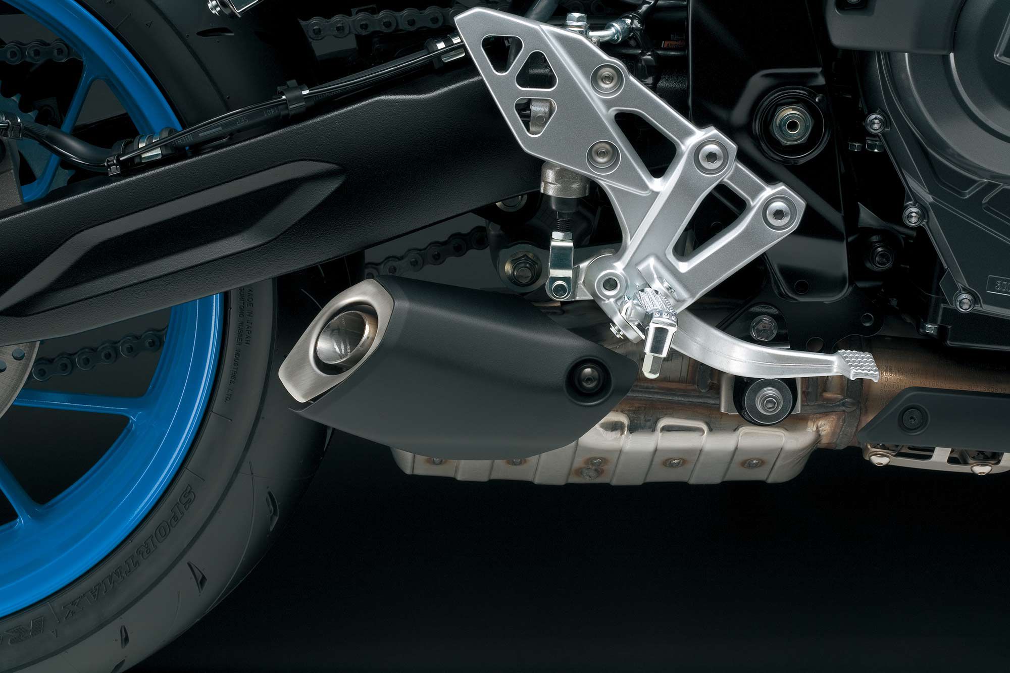 Distinctive short muffler is used, with an exhaust note that’s intended to bring some personality to the all-new parallel twin.