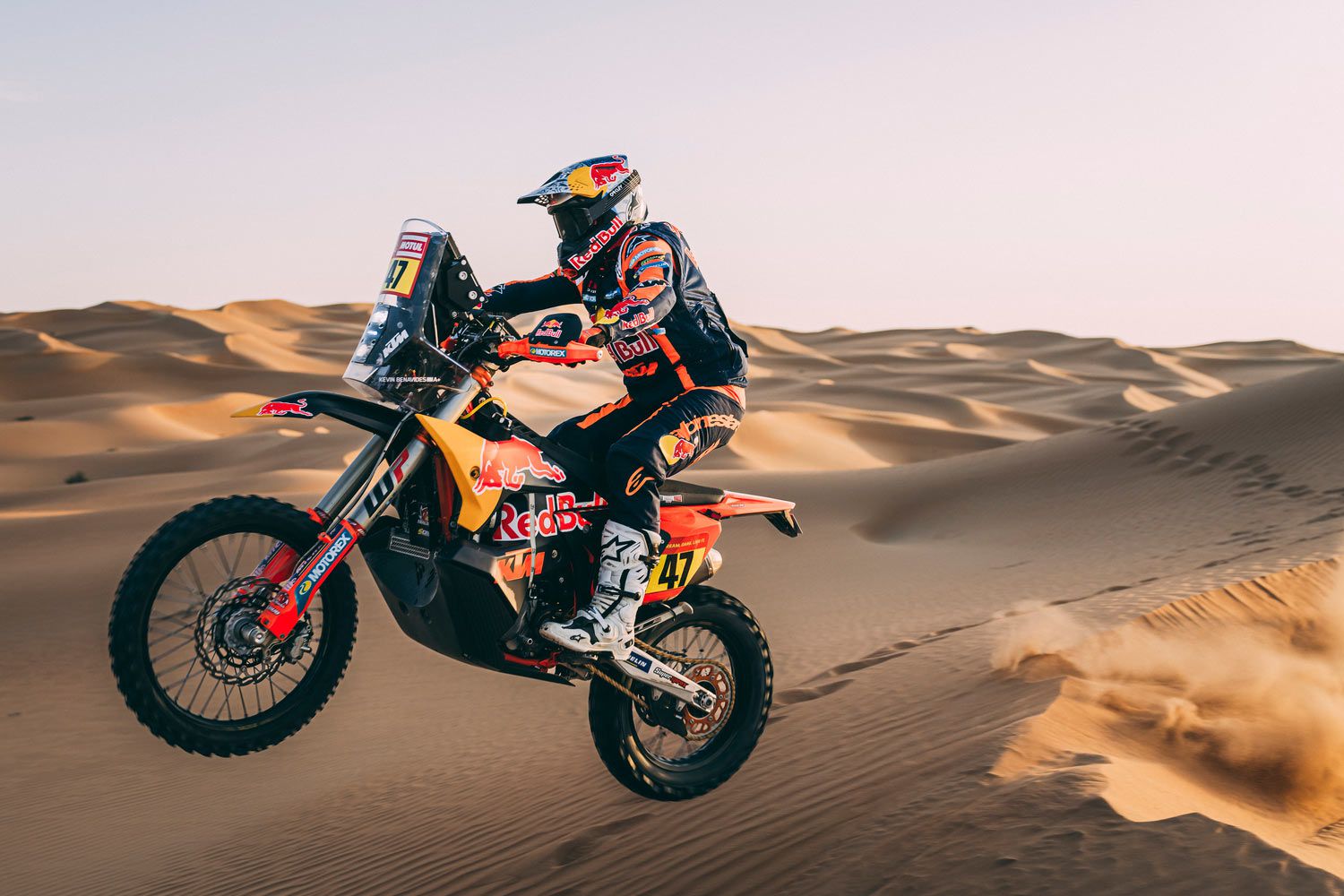 Eventual winner Kevin Benavides, Red Bull KTM Factory Racing Team, finds rare air in the dunes of Stage 13, between Shaybah and Al-Hofuf, Saudi Arabia.