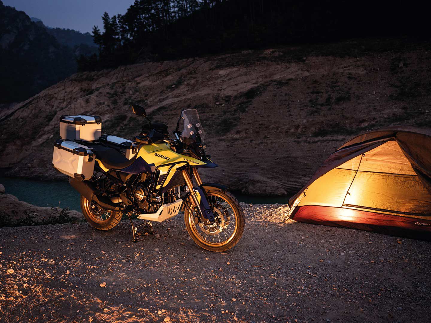 With the 800DE, Suzuki looks to offer a more adventure-worthy option to the growing legion of adventure bike riders.