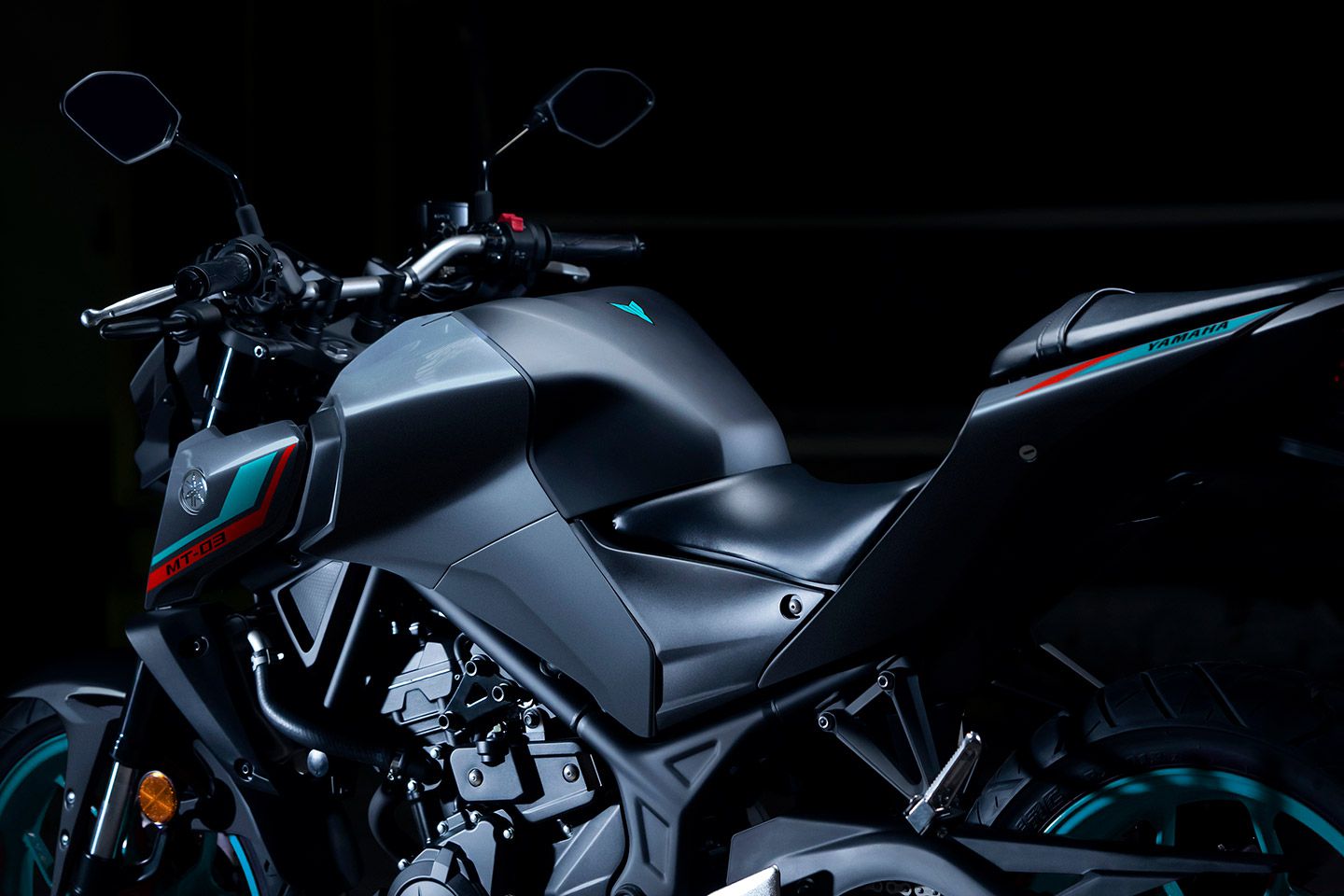MT-03 riders will have a manageable reach to the ground with the bike’s 30.7-inch seat height.