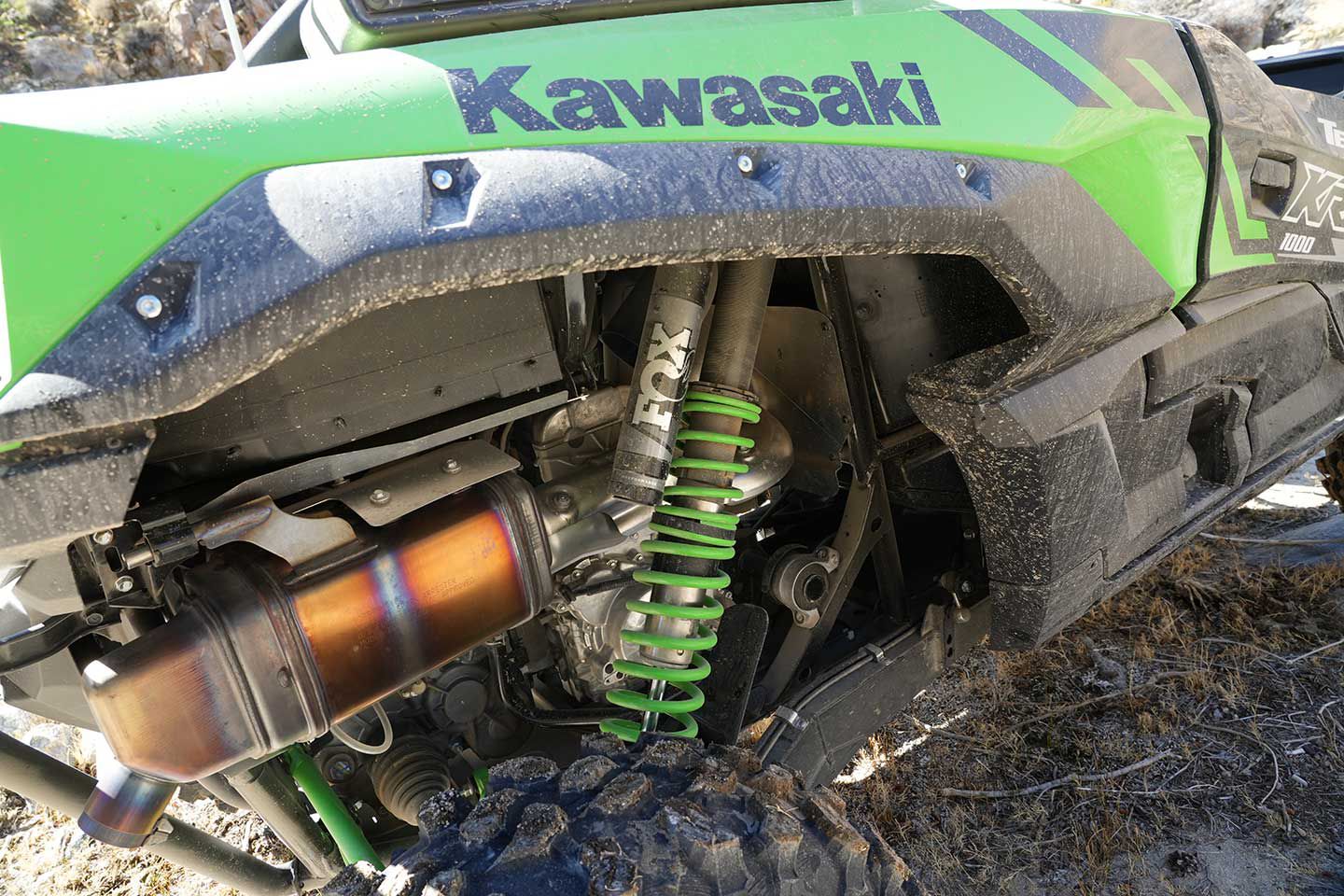 The Kawasaki Teryx KRX 1000 benefits from heavy-duty suspension components that soak up rough terrain with ease. It’s a remarkably comfortable steed over uneven terrain.