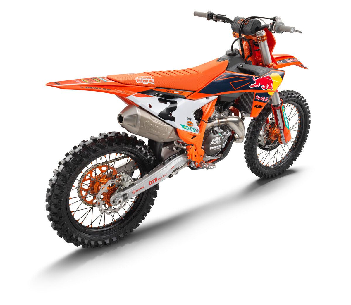 Bring on the bling. KTM’s 450 SX-F Factory Edition is tricked out and features an orange frame, an Akrapovič slip-on, factory start device, and factory seat, wheels, carbon-reinforced skid plate, triple clamps…the list goes on.